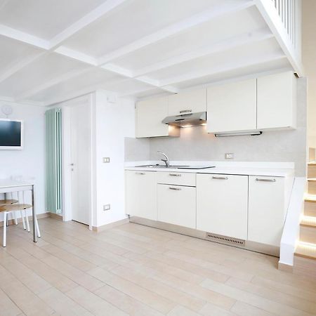 Villa Fiorita Каттолика Экстерьер фото