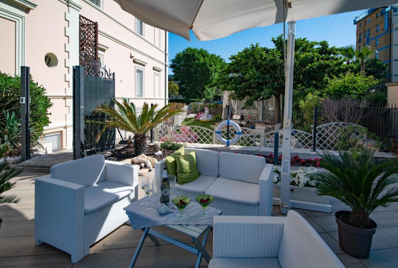 Villa Fiorita Каттолика Экстерьер фото